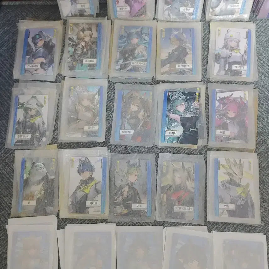 [BUNJANG] Arknights ENDFIELD GS25 Photocard &amp; Ttibuseel / 7월2일 버전 엔드필드 포토카드, 띠부씰 팝니다. 명일방주 gs25