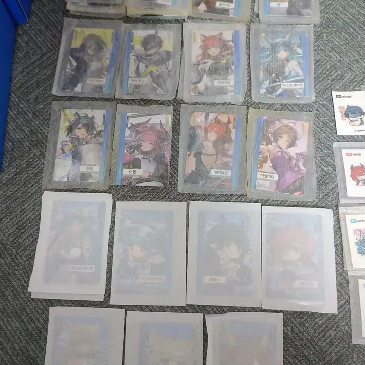[BUNJANG] Arknights ENDFIELD GS25 Photocard &amp; Ttibuseel / 7월2일 버전 엔드필드 포토카드, 띠부씰 팝니다. 명일방주 gs25