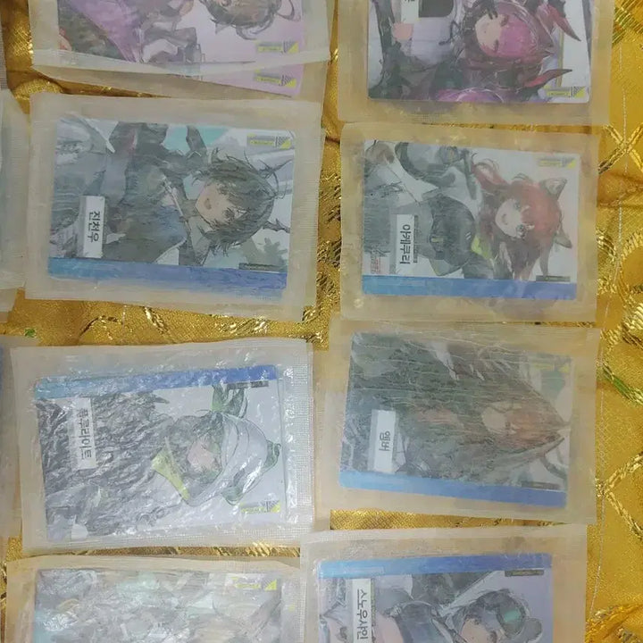 [BUNJANG] Arknights ENDFIELD GS25 Photocard &amp; Ttibuseel / 7월2일 버전 엔드필드 포토카드, 띠부씰 팝니다. 명일방주 gs25