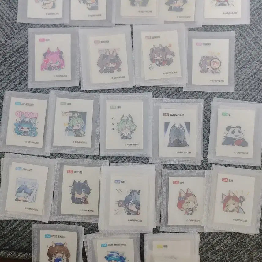 [BUNJANG] Arknights ENDFIELD GS25 Photocard &amp; Ttibuseel / 7월2일 버전 엔드필드 포토카드, 띠부씰 팝니다. 명일방주 gs25