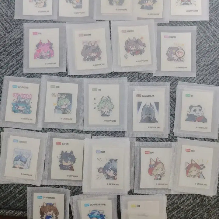 [BUNJANG] Arknights ENDFIELD GS25 Photocard &amp; Ttibuseel / 7월2일 버전 엔드필드 포토카드, 띠부씰 팝니다. 명일방주 gs25