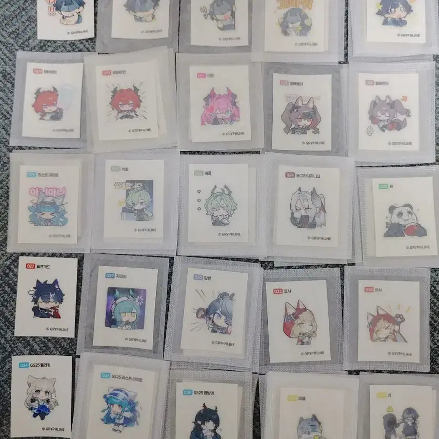 [BUNJANG] Arknights ENDFIELD GS25 Photocard &amp; Ttibuseel / 7월2일 버전 엔드필드 포토카드, 띠부씰 팝니다. 명일방주 gs25