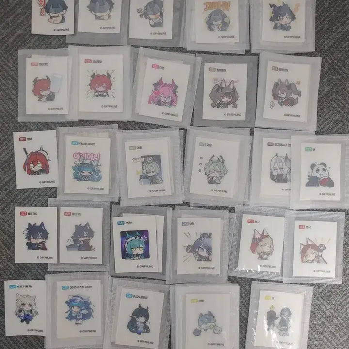 [BUNJANG] Arknights ENDFIELD GS25 Photocard &amp; Ttibuseel / 7월2일 버전 엔드필드 포토카드, 띠부씰 팝니다. 명일방주 gs25