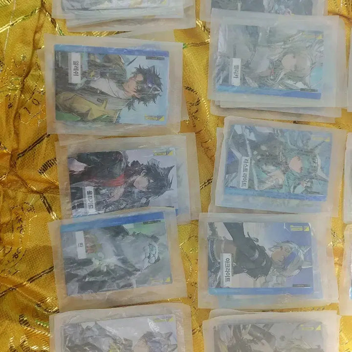 [BUNJANG] Arknights ENDFIELD GS25 Photocard &amp; Ttibuseel / 7월2일 버전 엔드필드 포토카드, 띠부씰 팝니다. 명일방주 gs25