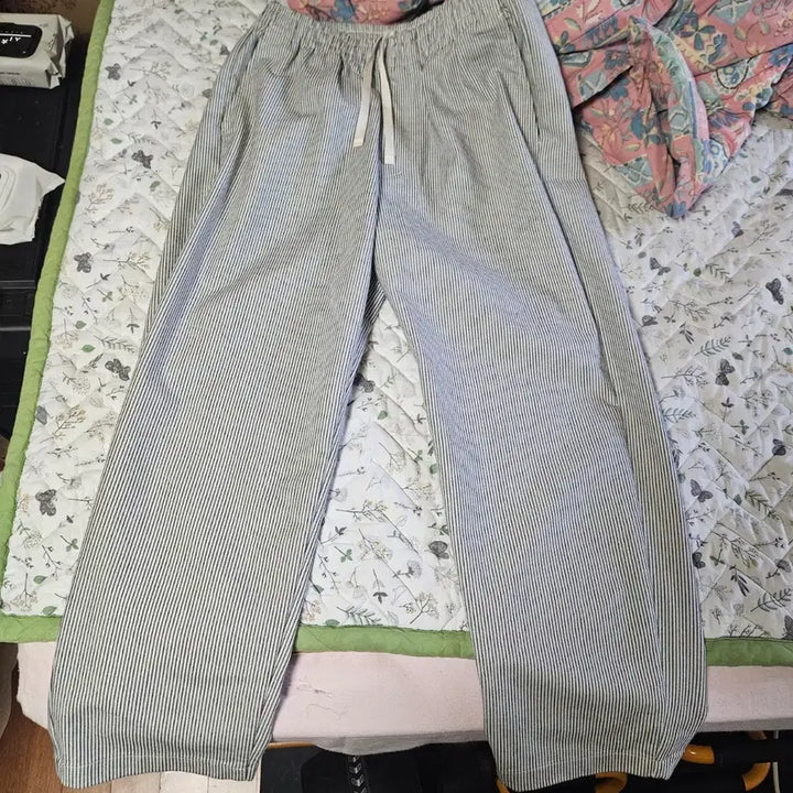 [BUNJANG] Uniqlo Easy Ankle Pants (M) / 유니클로 이지 앵클 팬츠 바지 m