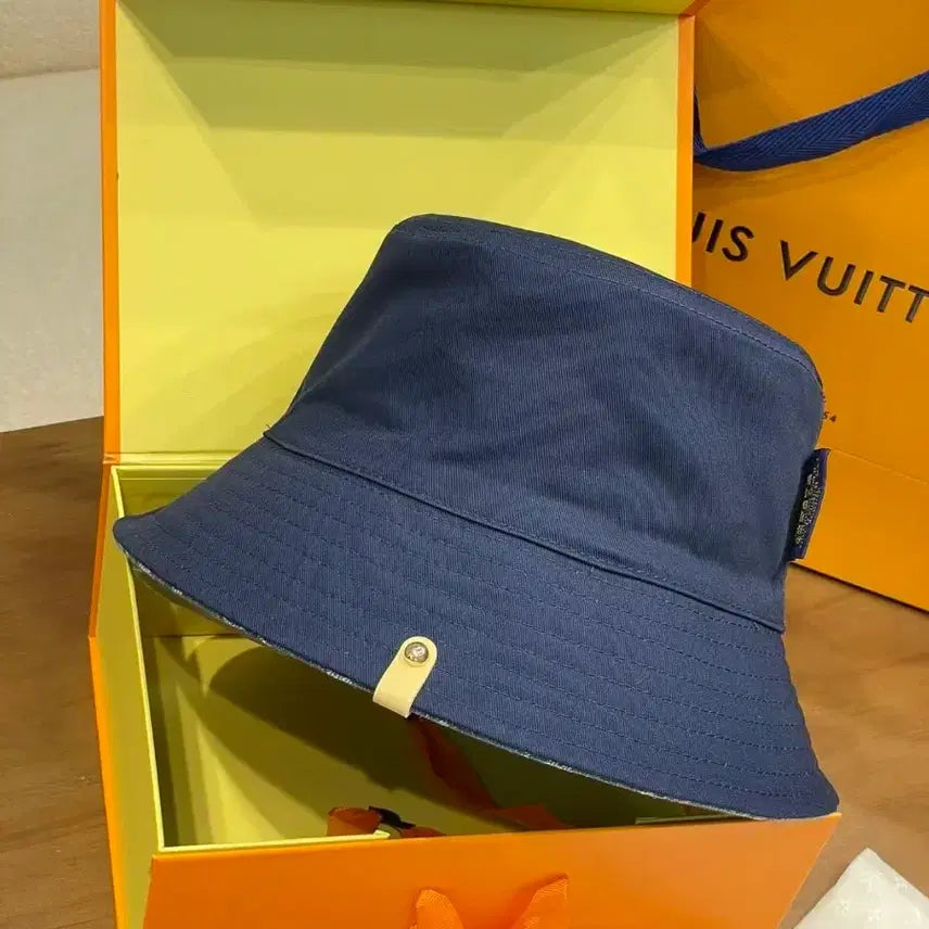 [SOLD OUT] 루이비통 버킷햇