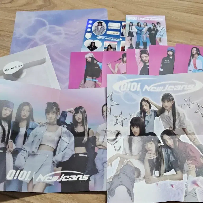 [BUNJANG] NewJeans x oioi Sticker Set / 뉴진스 oioi 오아이오아이 스티커 등 팝니다