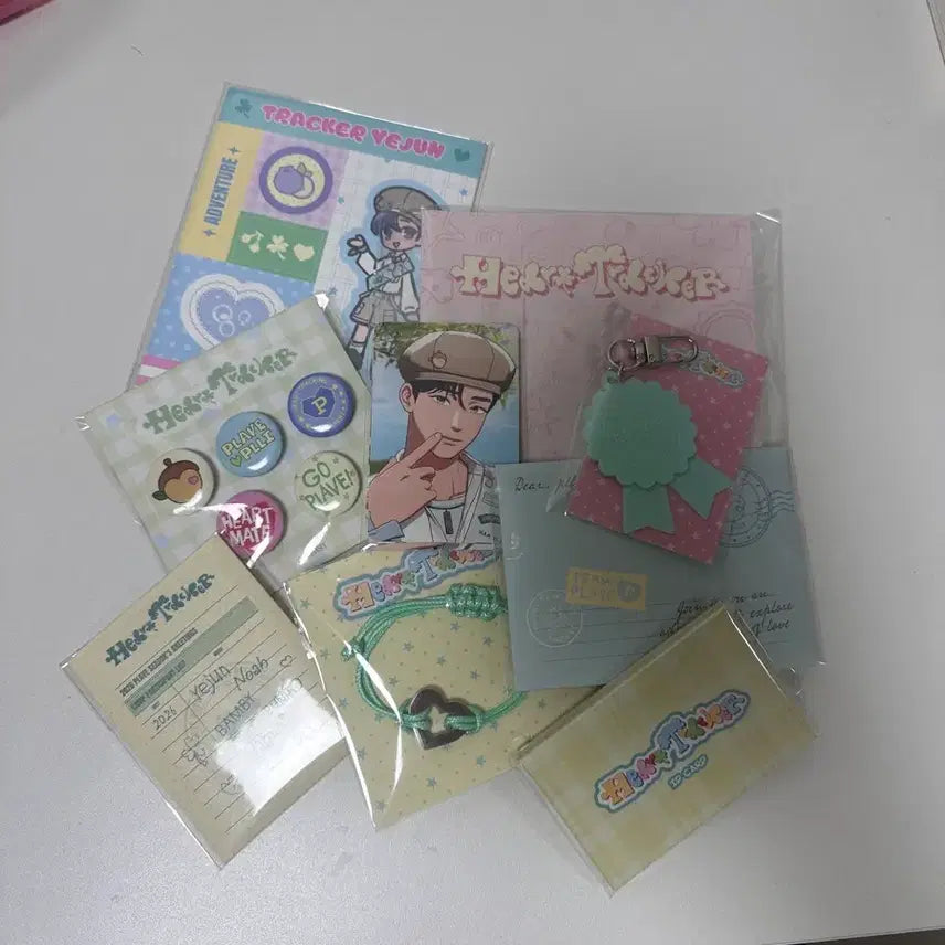 [SOLD OUT] 급처)플레이브 시즌그리팅 (손수건,달력 제외 풀박)+미공포