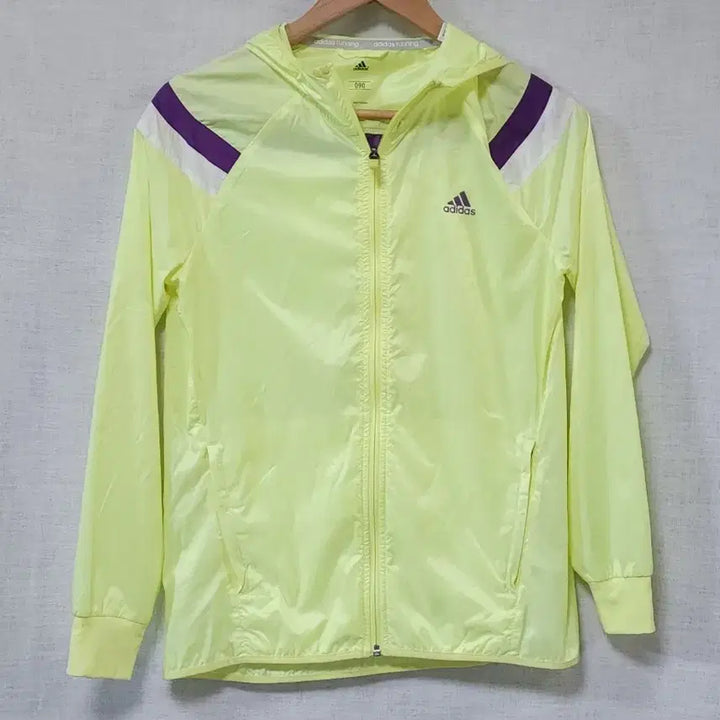 [SOLD OUT] 아디다스 정품 런닝 달리기 바람막이 자켓 집업 점퍼 44 55 90