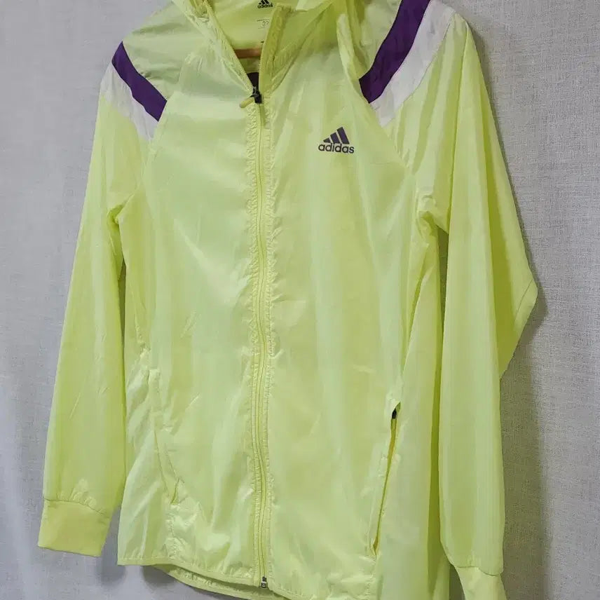 [SOLD OUT] 아디다스 정품 런닝 달리기 바람막이 자켓 집업 점퍼 44 55 90