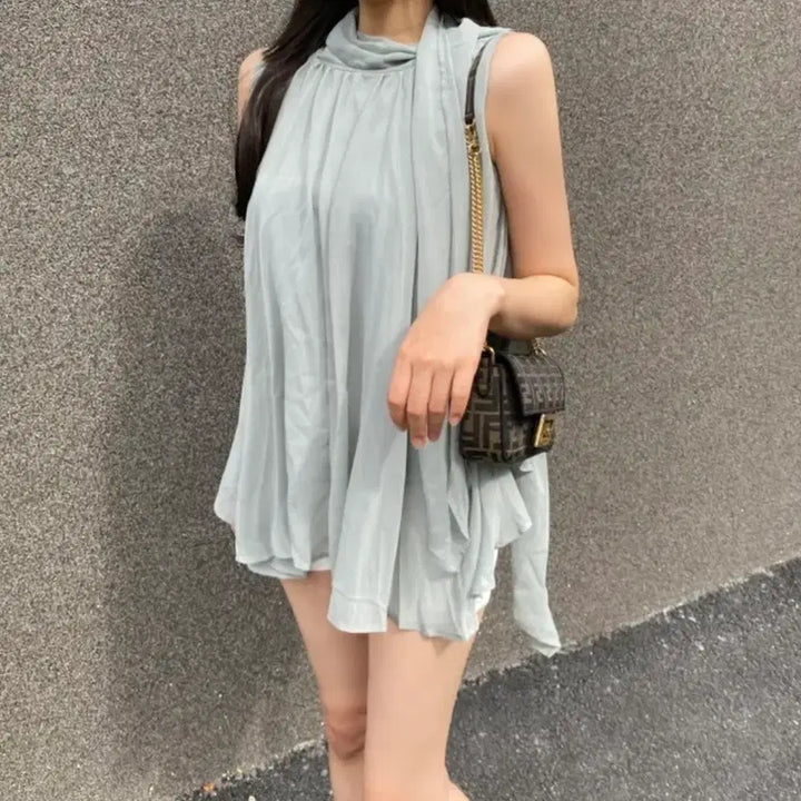 [BUNJANG] Unbranded Ruffle Elf Long Blouse / [보관만한새제품] 저렴이x 여신 셔링 여신 엘프 롱 블라우스 핏이쁩니다