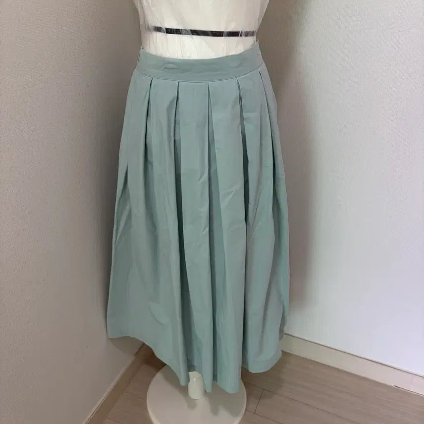 [SOLD OUT] 민트 플리츠 미디 스커트 길이 77cm