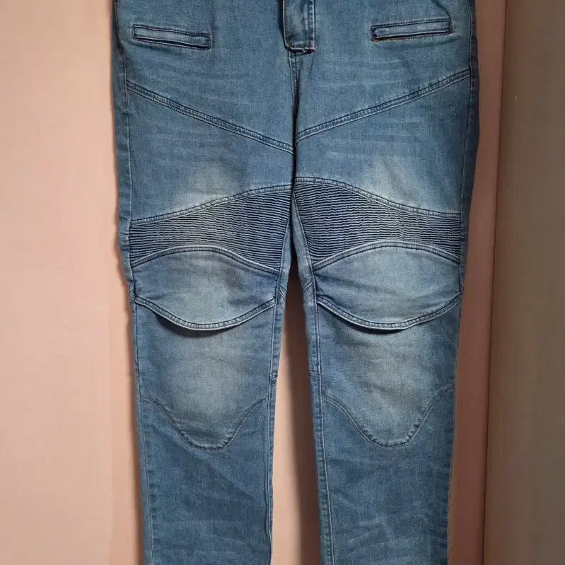 [SOLD OUT] MOTO PANTS 라이트 블루 워싱 바이커진