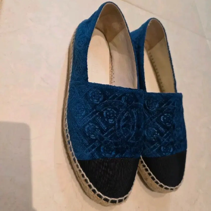 [BUNJANG] Chanel Espadrille Blue Flower Pattern / 샤넬 에스파듀 블루 플라워 패턴