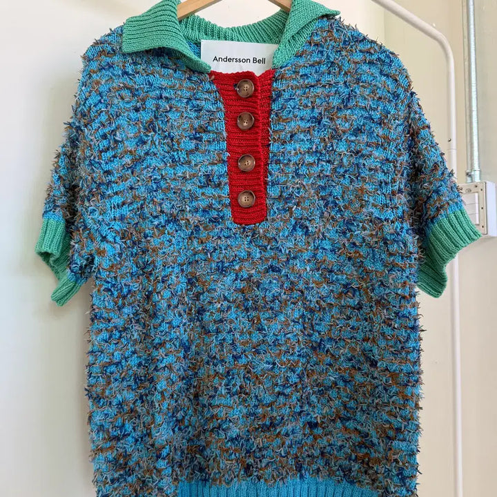 [BUNJANG] Andersson Bell Yosemite Knitted Polo Top - Blue / 앤더슨벨(Andersson Bell)의 요세미티 니티드 폴로 탑 블루