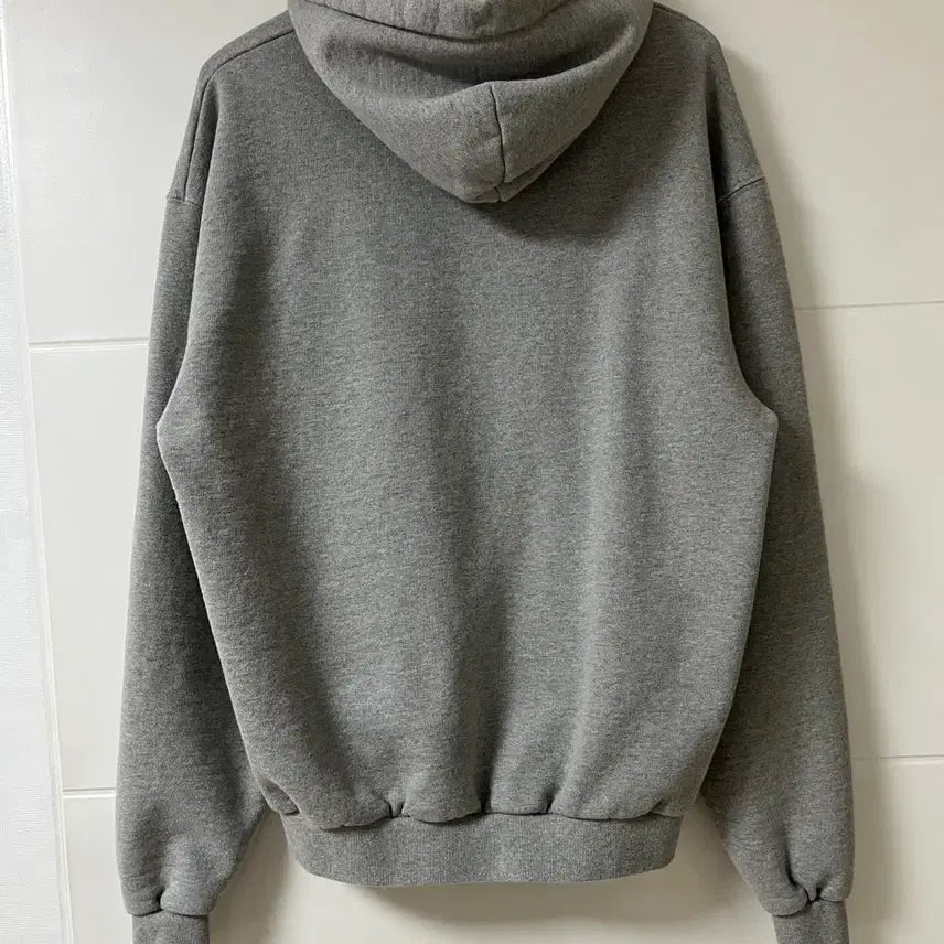 [SOLD OUT] 우알롱 후드티(옷정리중 득템하세요)