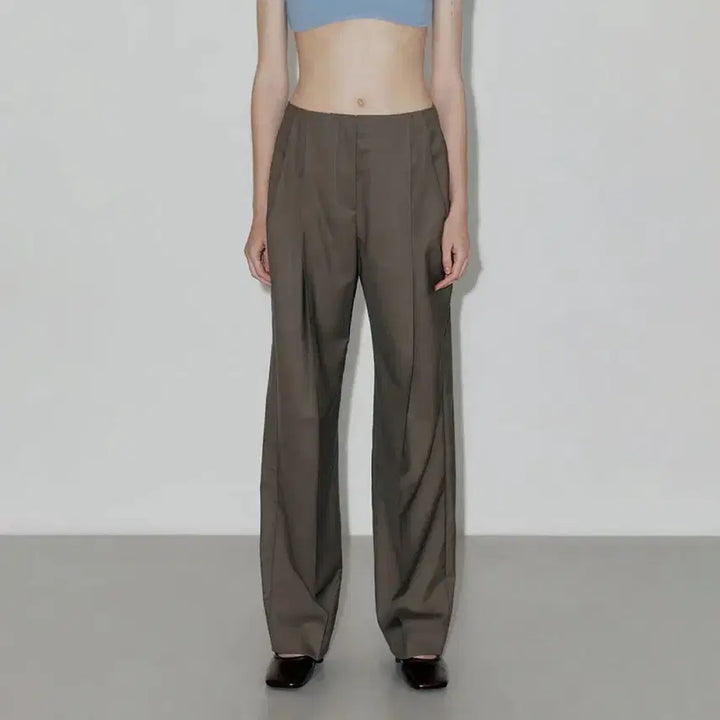 [BUNJANG] LOW CLASSIC Low Rise Trousers Khaki S / 로우클래식 로우 라이즈 트라우저 카키 s