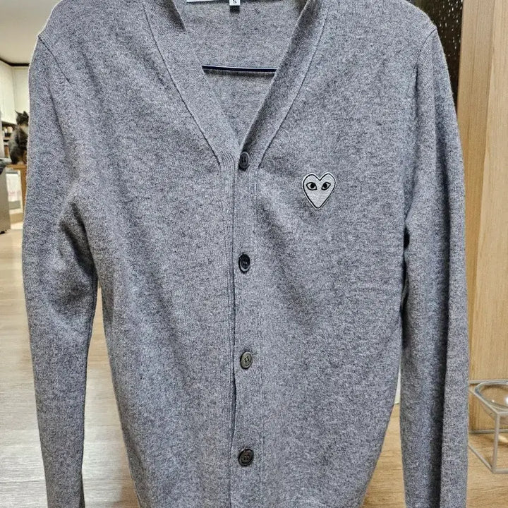 [BUNJANG] Comme des Garçons Play Grey Cardigan / 꼼데가르송 플레이 그레이 가디건