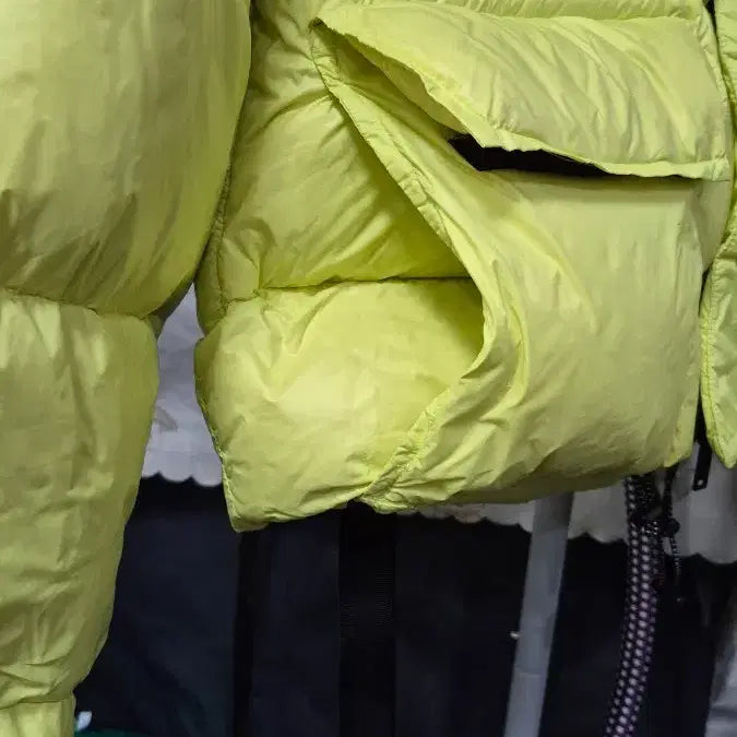 [BUNJANG] Unrabel Project Regular Fit Short Puffer Jacket / Unrabel  project (언라벨 프로젝트) 레귤러 다운  숏 패딩