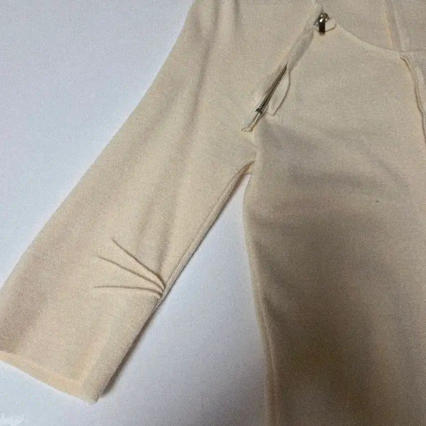 [BUNJANG] maje 마쥬 아이보리 니트 집업 가디건 / maje 마쥬 아이보리 니트 집업 가디건