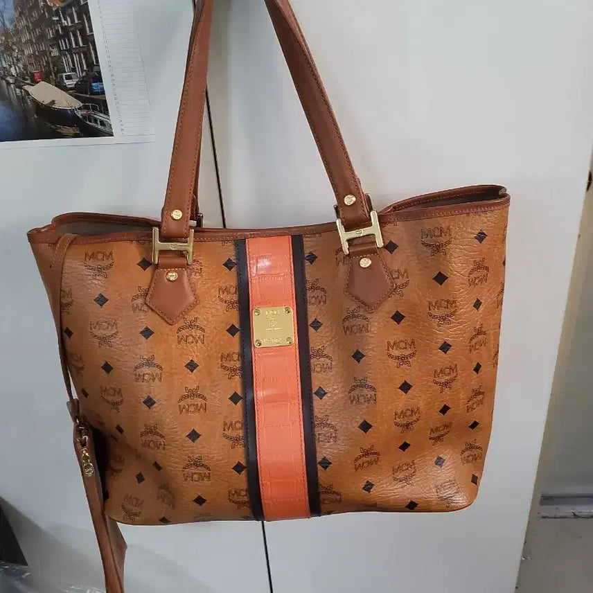 [BUNJANG] MCM Shoulder Bag / 엠씨엠 가방 성주택 있어요