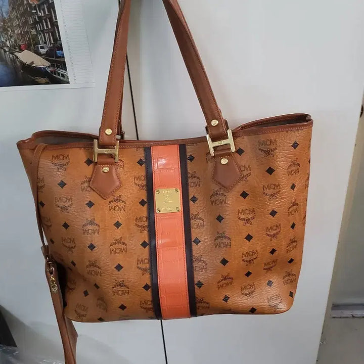 [BUNJANG] MCM Shoulder Bag / 엠씨엠 가방 성주택 있어요