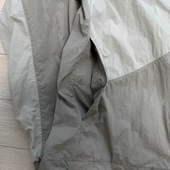 [SOLD OUT] 휠라 바람막이 남녀공용 100 L