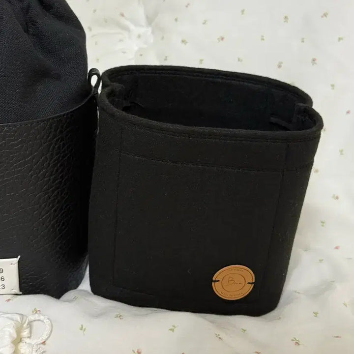 [SOLD OUT] [급처] 메종 마르지엘라 5AC 버킷백 거의 새상품