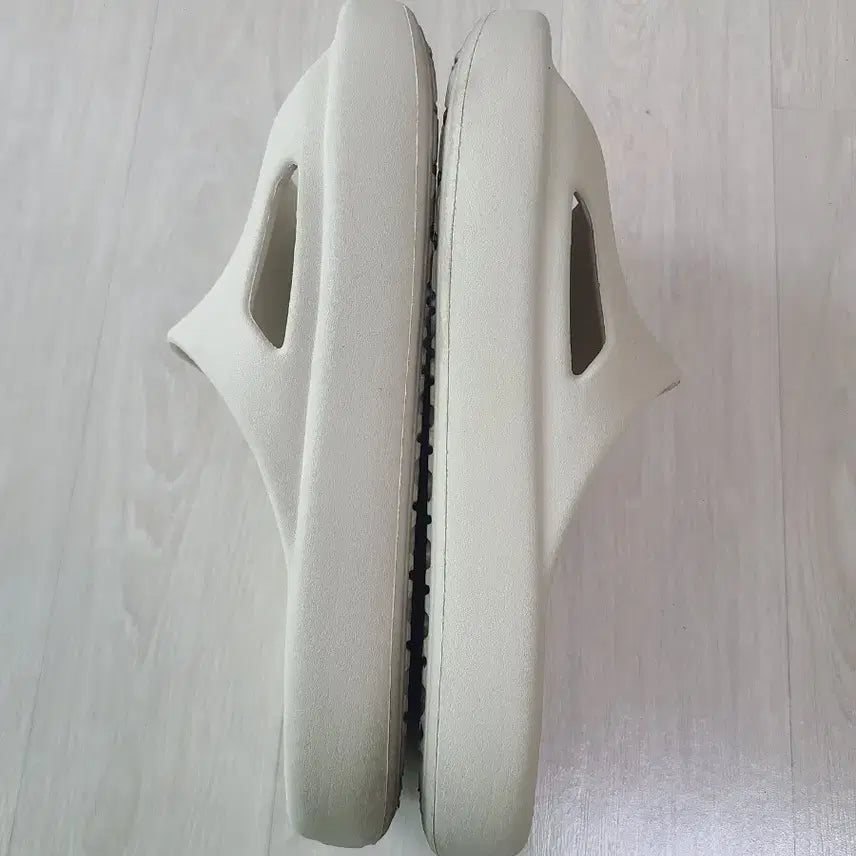 [BUNJANG] Puma Suede Mayu Slip-on Beige Slippers / 푸마 시부이캣 슬리퍼 베이지 240