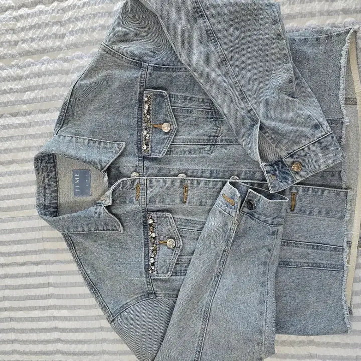 [SOLD OUT] 타임 TIME 크리스탈 청자켓