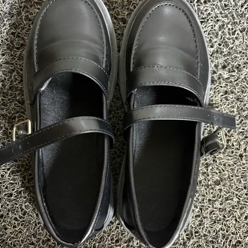 [SOLD OUT] 메리제인 검정색 구두