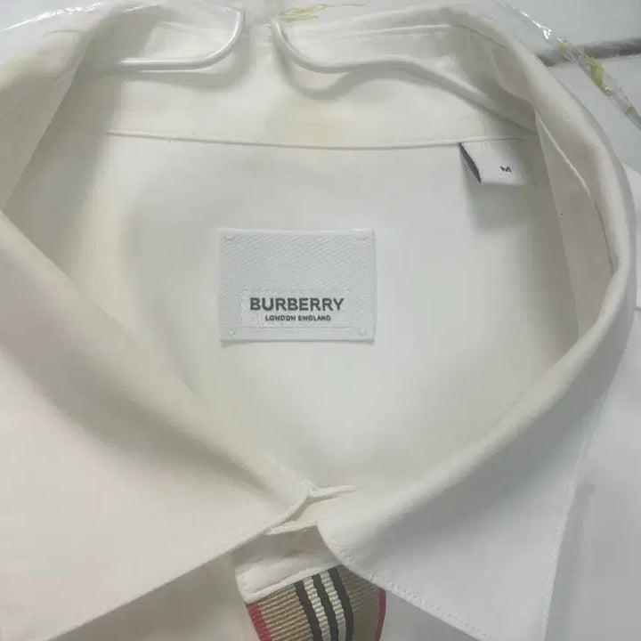 [BUNJANG] Burberry Long Sleeve Shirt / 버버리 긴판셔츠 M사이즈