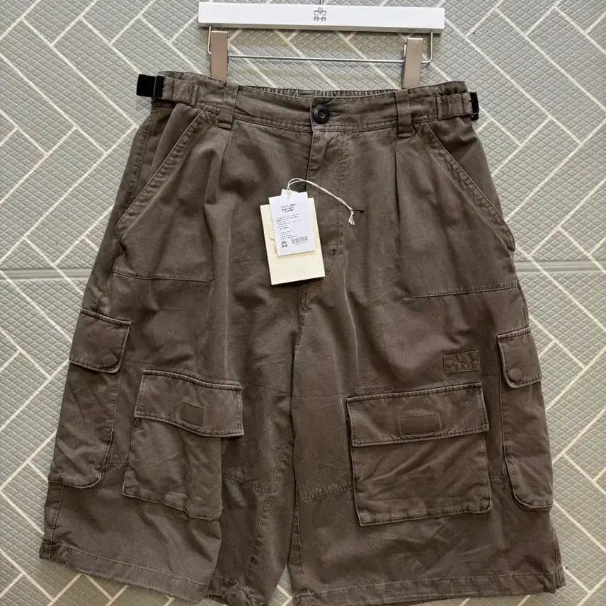 [SOLD OUT] 4) 폴리테루 버뮤다 카고 팬츠 카키