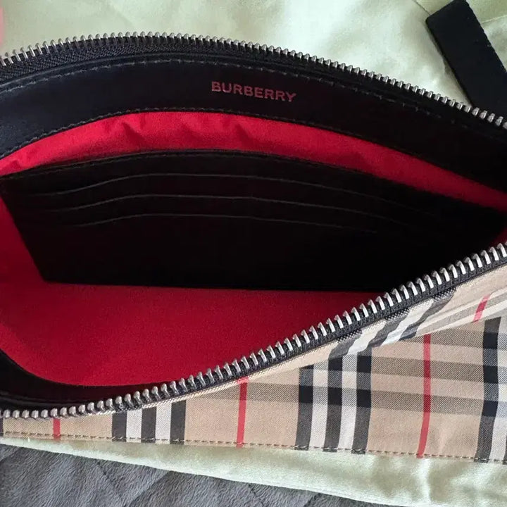 [BUNJANG] Burberry Clutch Bag / 버버리 클러치백
