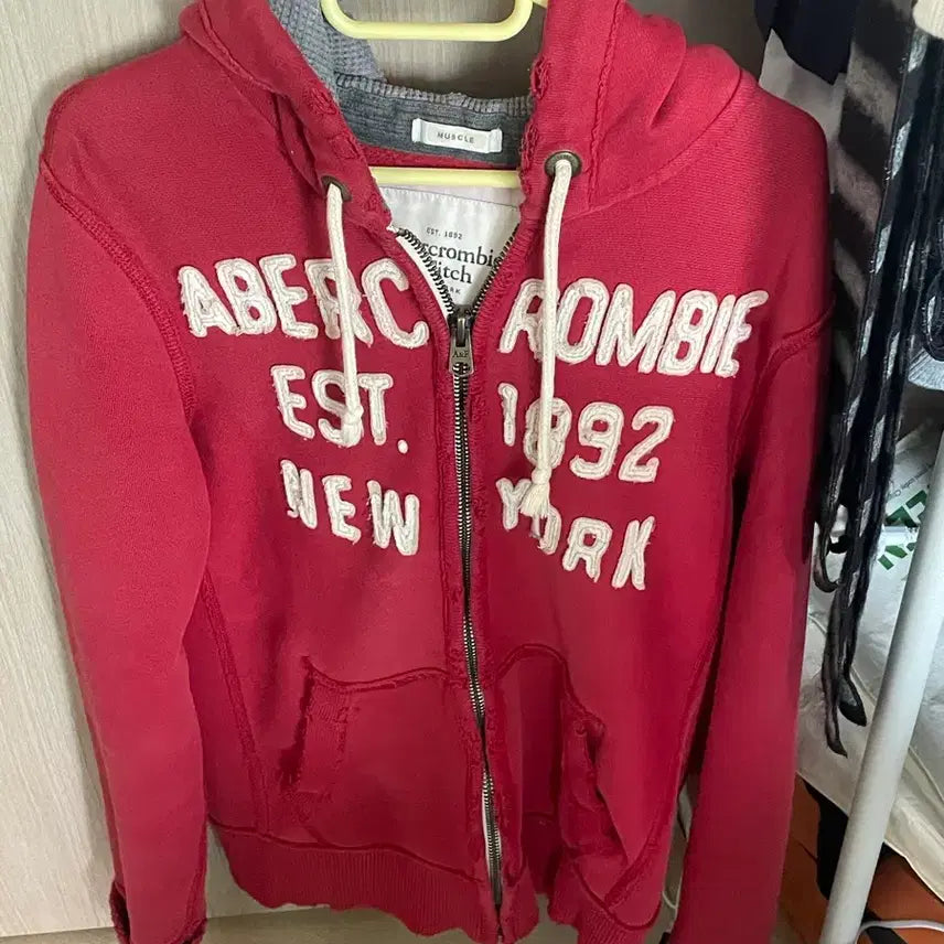 [SOLD OUT] 아베크롬비 레드 대장템 빈티지 후드집업