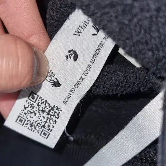 [BUNJANG] Off-White Caravaggio Hoodie (Size S) / 오프화이트 카라바조 후드티 s