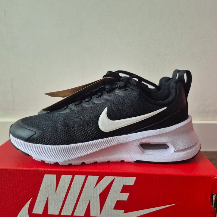 [BUNJANG] Nike Air Max Nuaxis Running Shoes (230mm) / (새상품,최저가)나이키 에어맥스 런닝화230mm