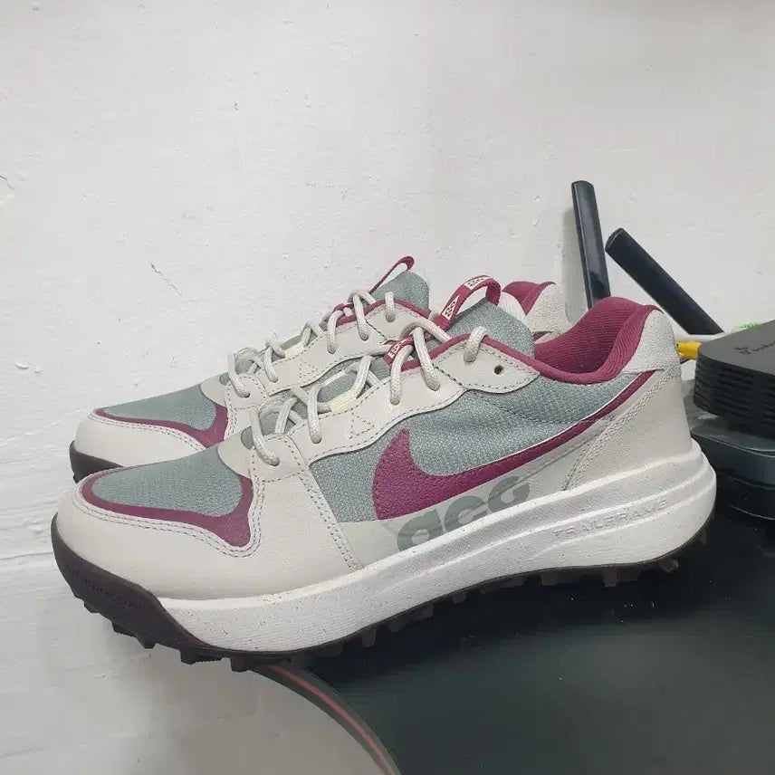 [BUNJANG] Nike ACG Trailframe Sneakers Purple / 나이키 ACG 트레일프레임 운동화 퍼플(250)