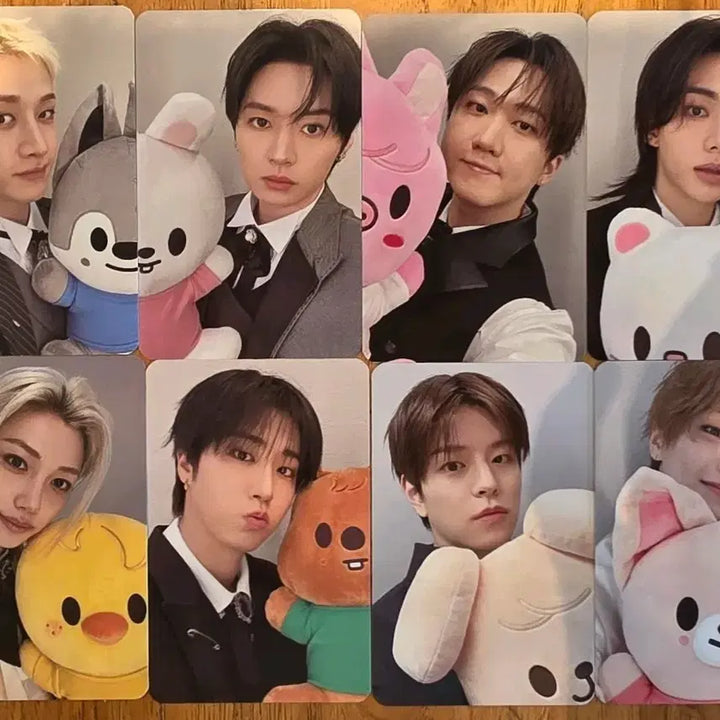 [SOLD OUT] 스키즈 팝업 굿즈 포카 ot8 세트 양도