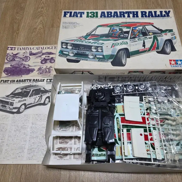 [BUNJANG] Tamiya 1/20 Fiat 131 Abarth Rally (Motorized) Vintage Model Kit / 고전프라 타미야 1/20 피아트 131 아바르트 랠리(모터라이즈)구판