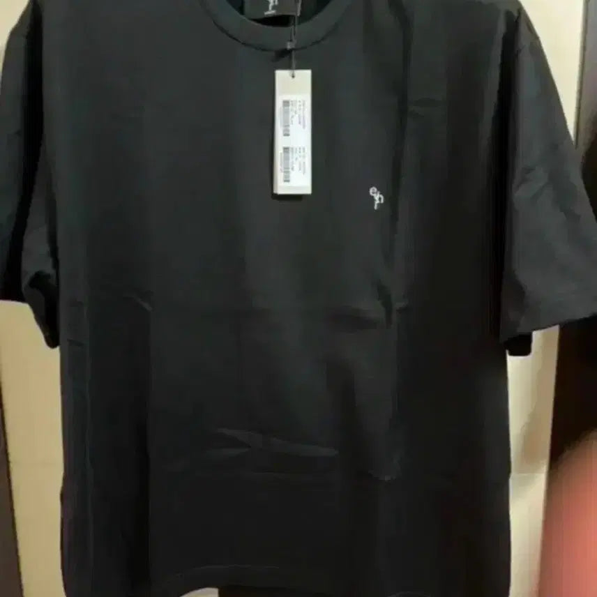 [SOLD OUT] 에비너 반팔티 검정색 1사이즈 팝니다