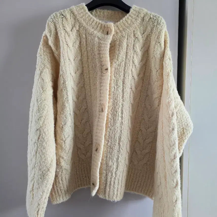 [BUNJANG] PVC Cable Knit Cardigan / pvcs 케이블 니트 가디건