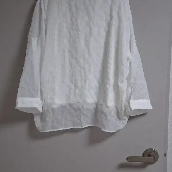 [BUNJANG] Ellenne Shirt Blouse / 엘렌느 셔츠 블라우스