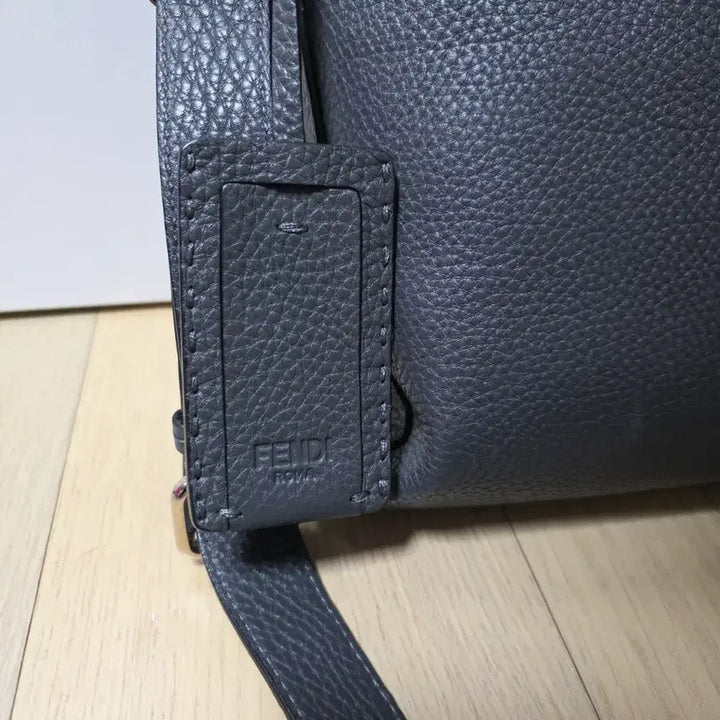 [BUNJANG] Fendi Selleria Messenger Bag / 펜디 정품 셀러리아 메신저백