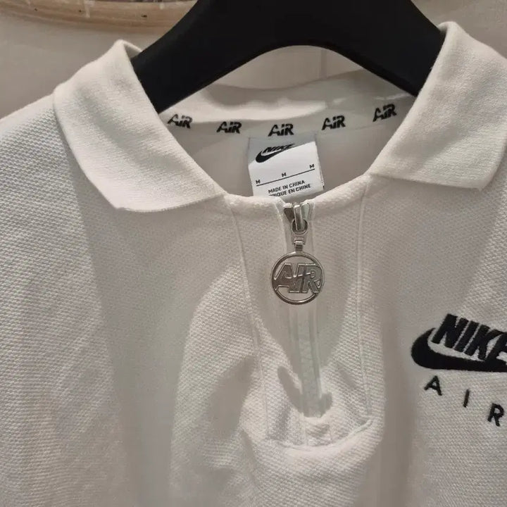 [SOLD OUT] 나이키 에어 반팔 카라티 M 화이트