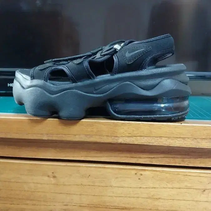 [BUNJANG] Nike Koko Sandal / 나이키 정품  코코 샌들. 230