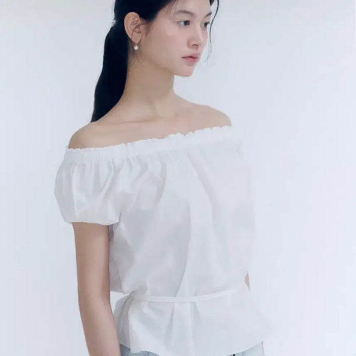 [BUNJANG] Levein Lily Blouse / 르베인 릴리 블라우스