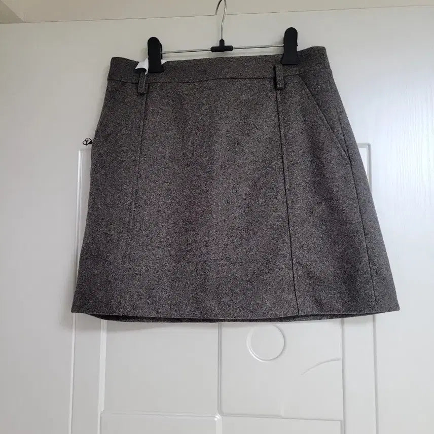 [BUNJANG] 8 Seconds Skirt (Size M) / 에잇세컨즈 스커트 m사이즈