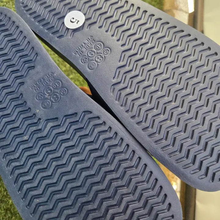 [BUNJANG] Reebok Slide Sandals 260mm / 리복 슬라이드 260미사용
