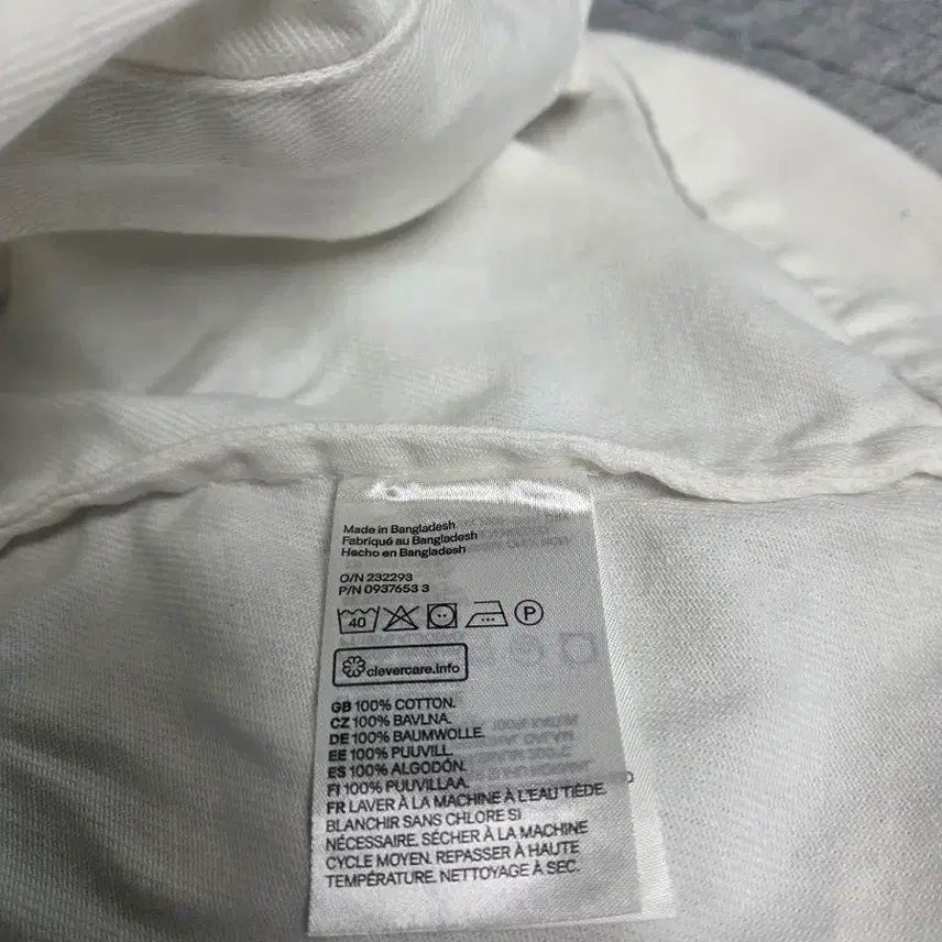 [SOLD OUT] H&amp;M 화이트 데님 크롭 자켓